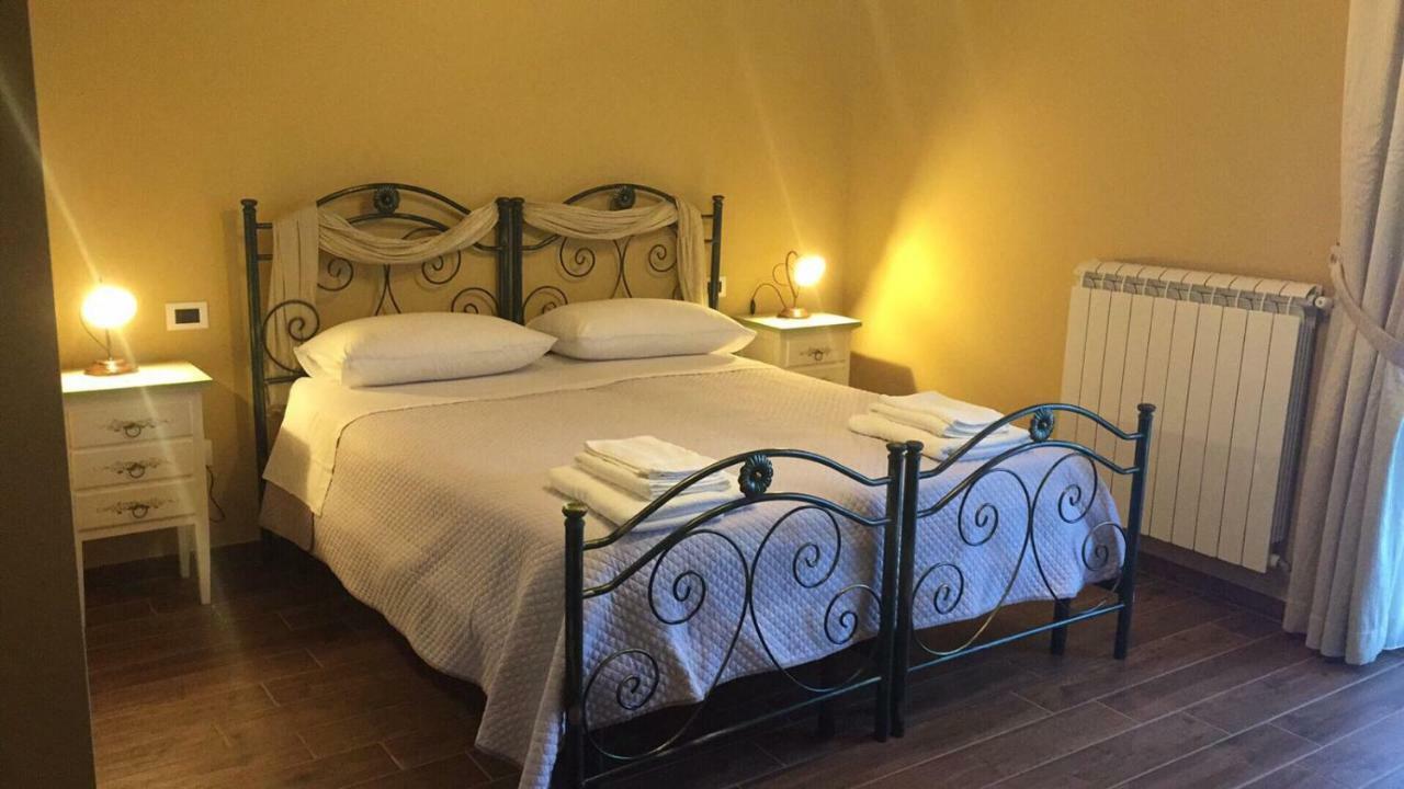 Tenuta Jumara Hotel San Lorenzo Maggiore Esterno foto